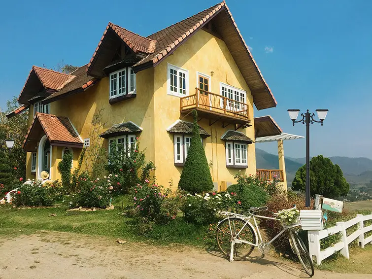 3CCT-2-Head-Solar-Post-Lamp